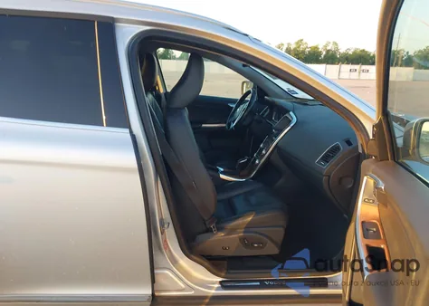 2017 Volvo Xc60 T5 Inscription from USA, damaged, VIN YV440MDU5H2149491